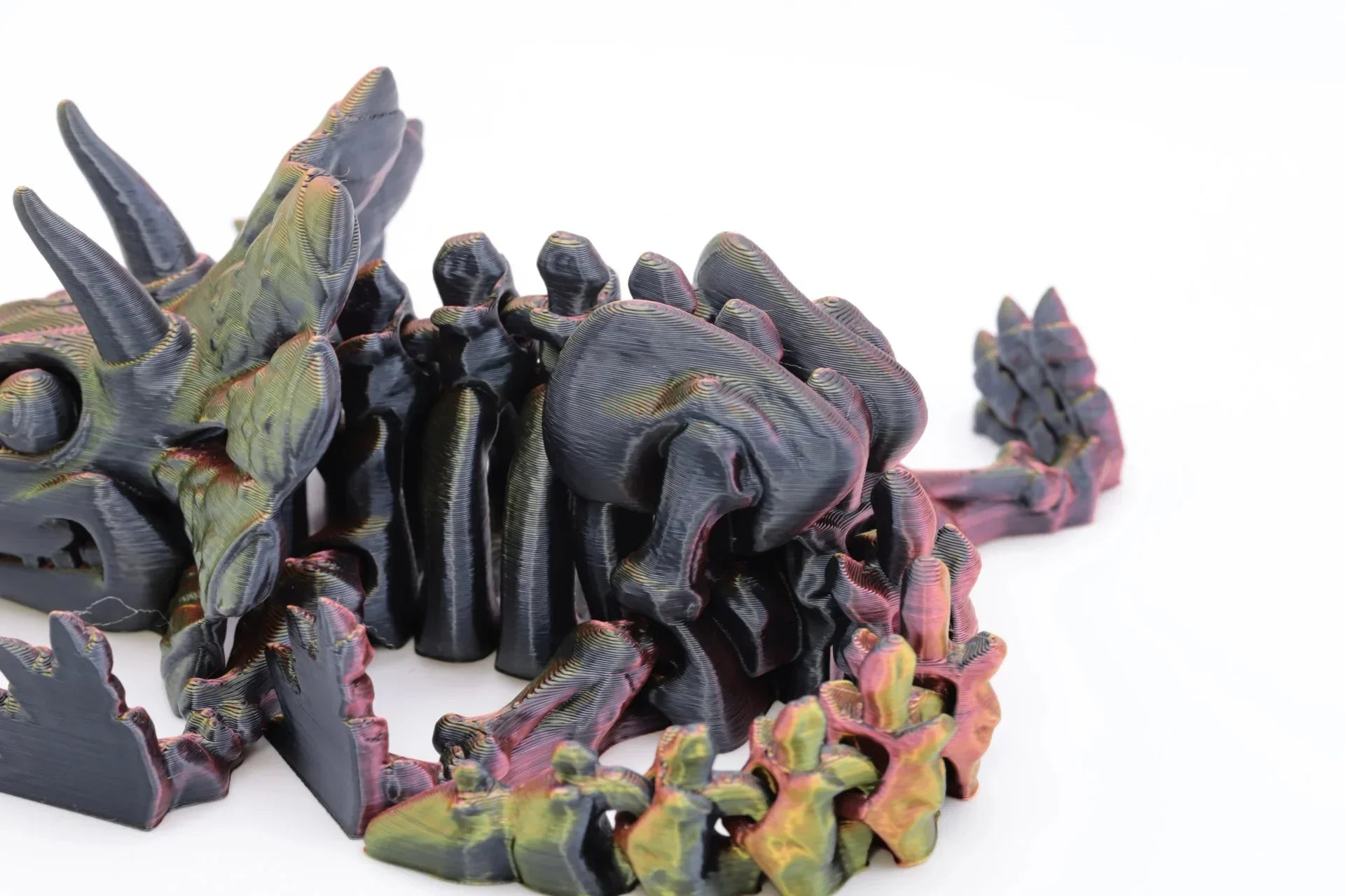 Einzigartiger 3D-gedruckter Triceratops von – Perfektes Geschenk und Fidget Toy für alle Altersgruppen – Farbwechselnder Dinosaurier - TobiCrafts3D