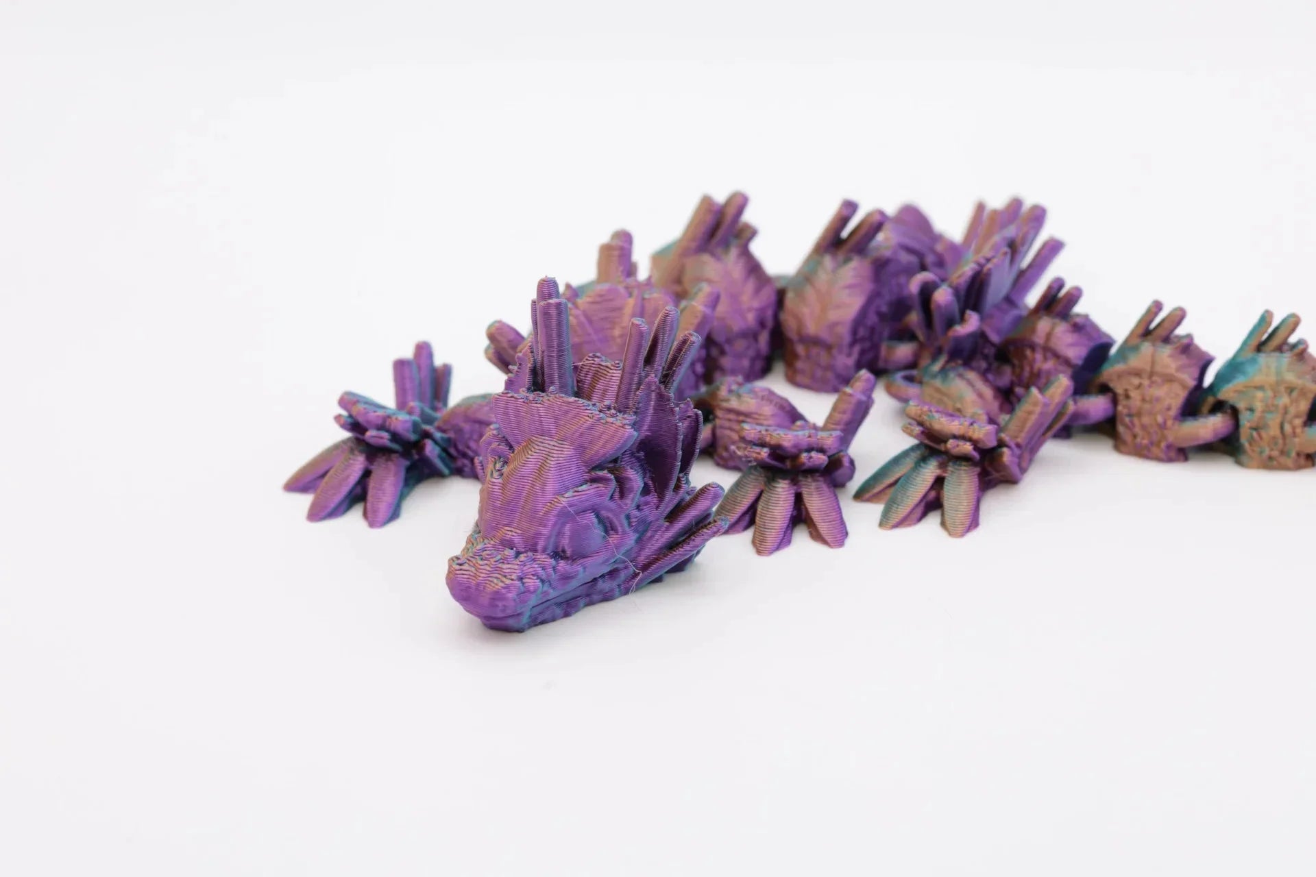 Farbwechselnder Sushidrache –  flexible Drachenfigur aus PLA für Fantasy-Fans - Schrebtischspielzeug - TobiCrafts3D