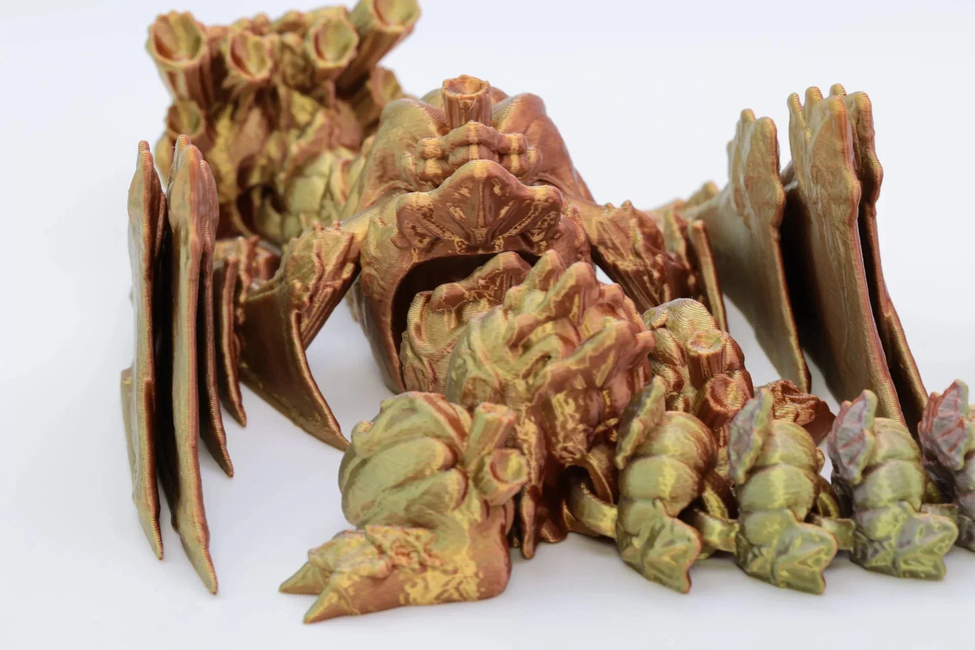 Handgefertigter farbwechselnder Kürbisdrache aus umweltfreundlichem PLA Dekoration und Geschenk - TobiCrafts3D