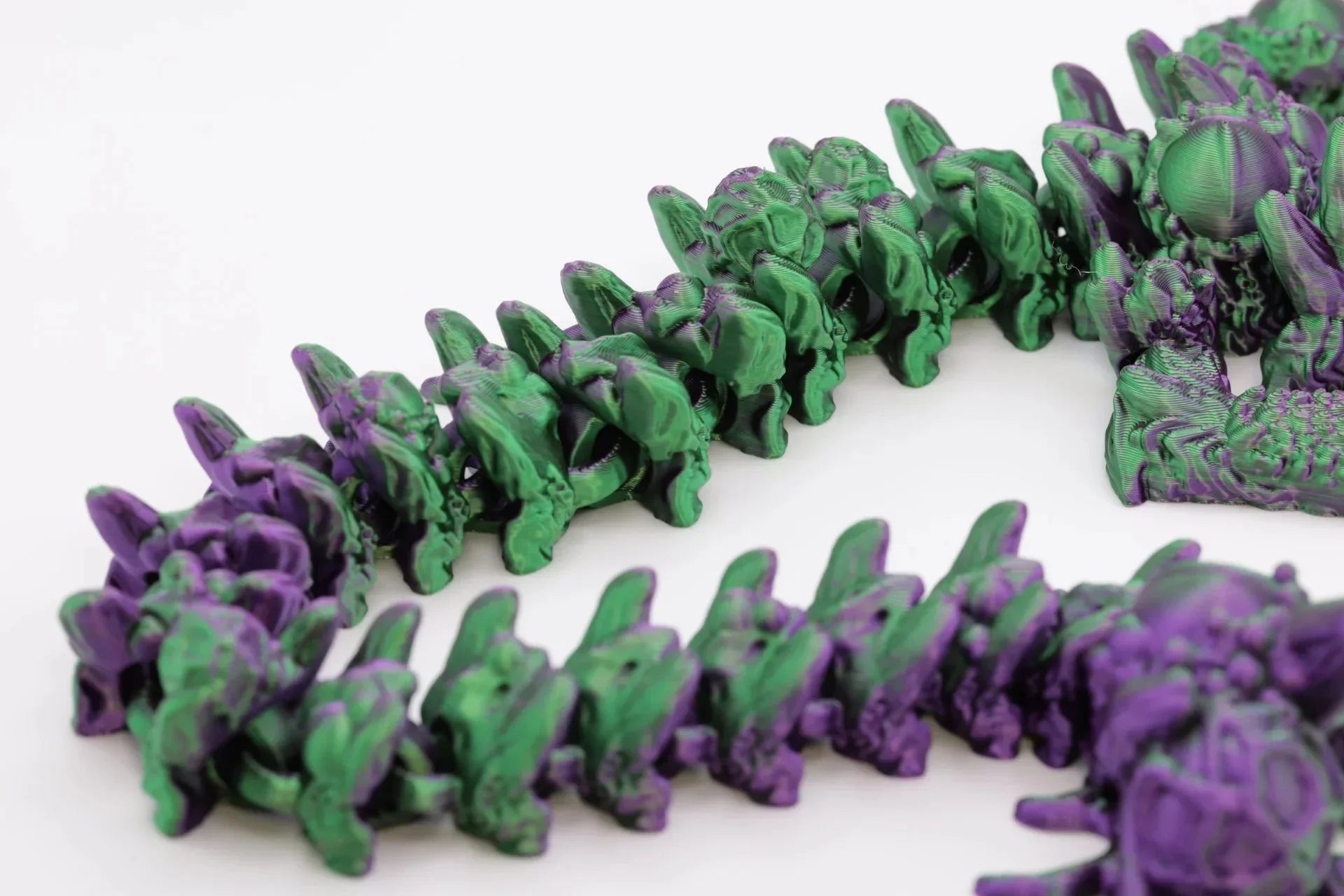 Infizierter Drache 3D gedruckt Halloween Deko beweglicher Drache Grusel Fidget Toy gruselige Dekoidee für Halloween und Sammler - TobiCrafts3D