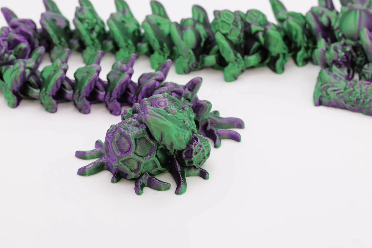 Infizierter Drache 3D gedruckt Halloween Deko beweglicher Drache Grusel Fidget Toy gruselige Dekoidee für Halloween und Sammler - TobiCrafts3D