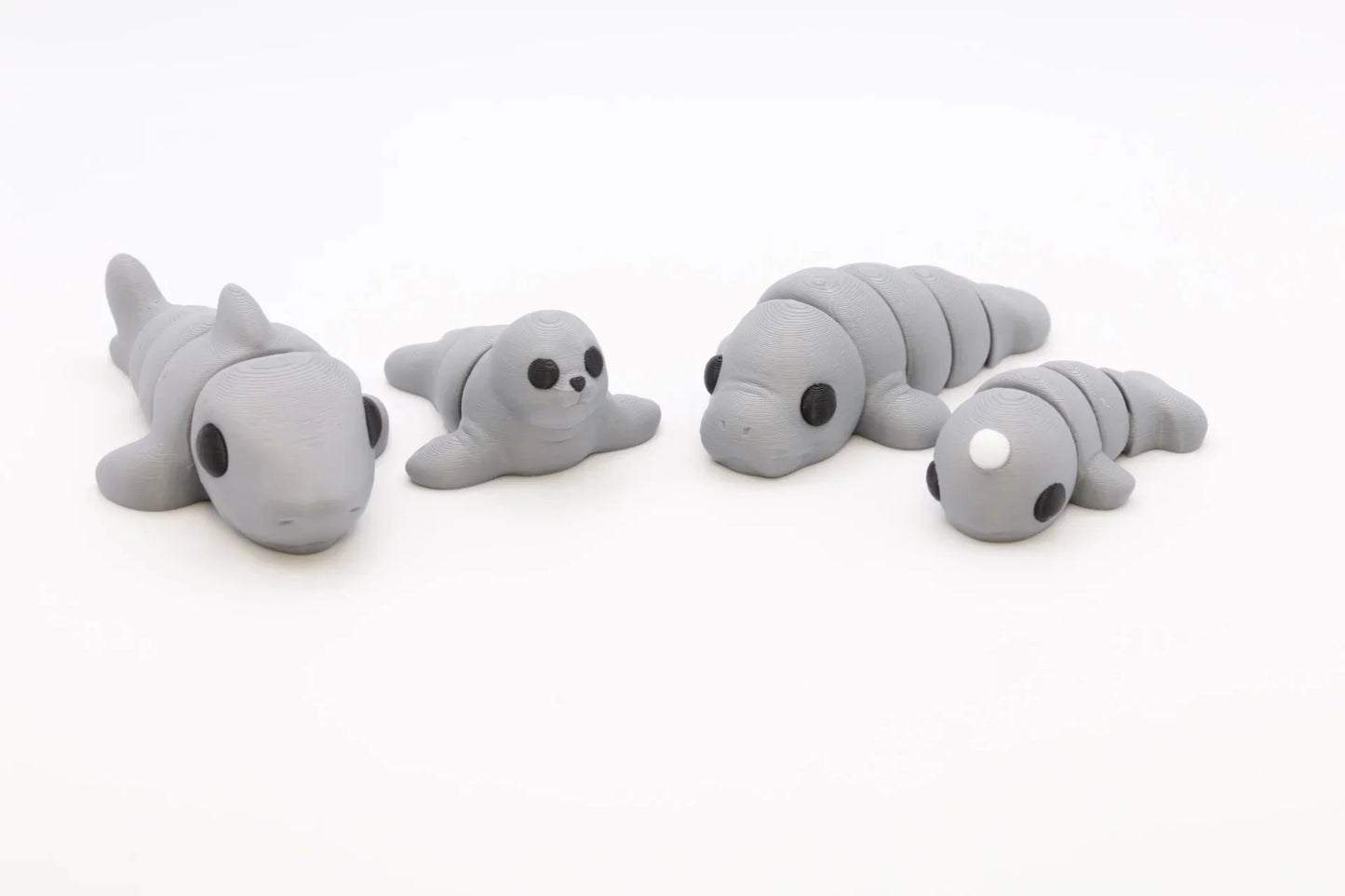 Meeresfiguren Set 4-teilig Narwal Hai Robbe Seelöwe Fidget Toy Bewegliche 3D Druck Figuren Dekoration Geschenkidee für Ozean Fans - TobiCrafts3D